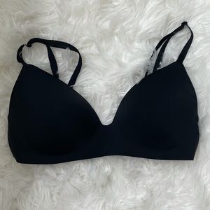 Victoria’s Secret Wireless Bra 34D